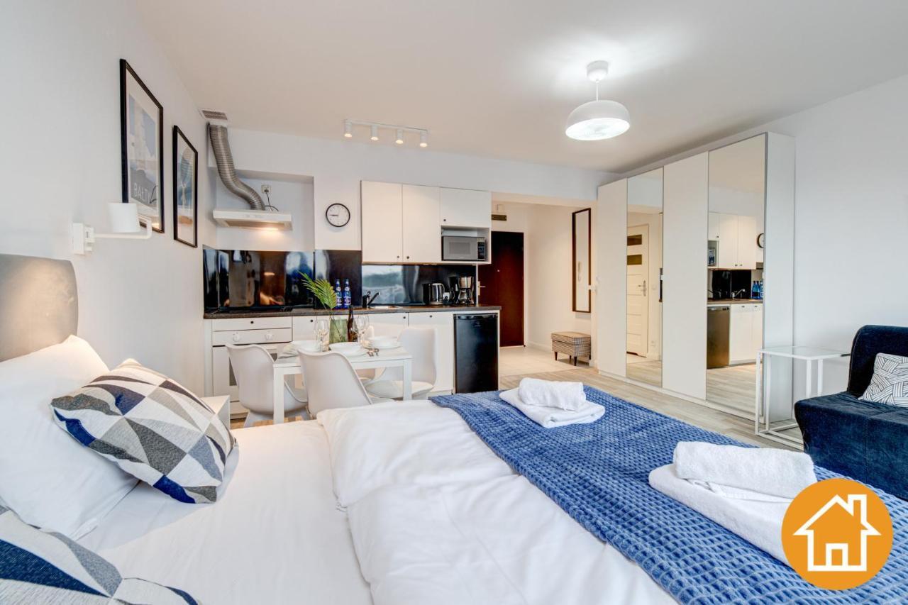 Apartament Debina Z Miejscem Parkingowym 斯维诺乌伊希切 外观 照片